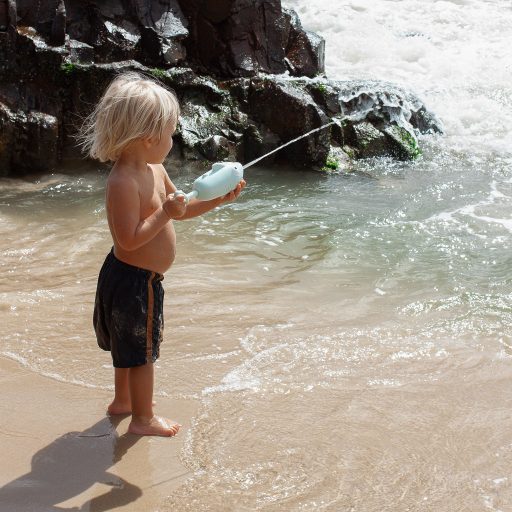 Sunnylife Vízspriccelő - Kék Cápa