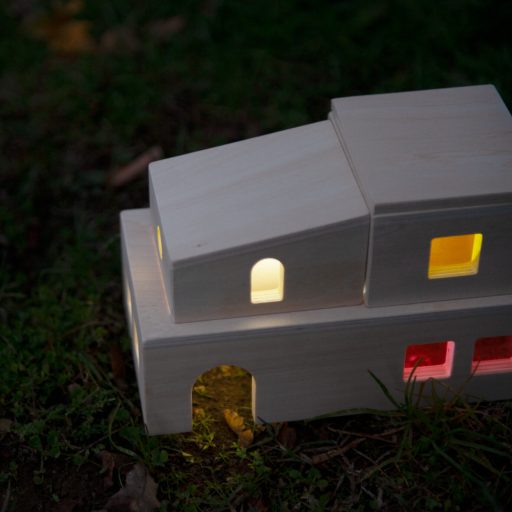 Andreu Toys Építő Fakockák - falu (megvilágítható)