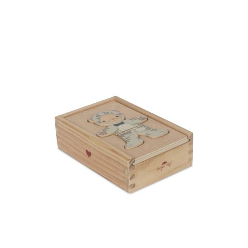 Konges Sløjd Fa Teddy Maci öltöztető