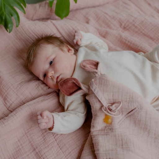 Bibs Kenguru alvókendő - púderrózsaszín