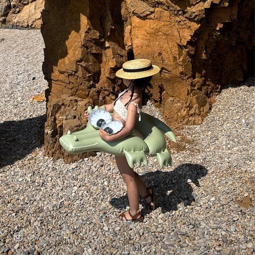 Sunnylife Gyerek úszógumi hátul nyitott - Cookie the Croc Khaki