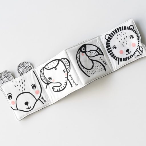 We Gallery Organikus textil babakönyv - Barátságos arcok a vadonban