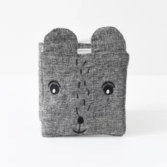 Wee Gallery organikus pamut textil babakönyv vadon állatai mintával és zizegő fülekkel, 13,5x13,5 cm