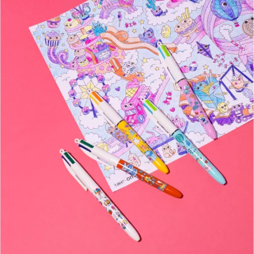 OMY x BIC Kawaii mintás 4 színes golyóstoll készlet 5 db