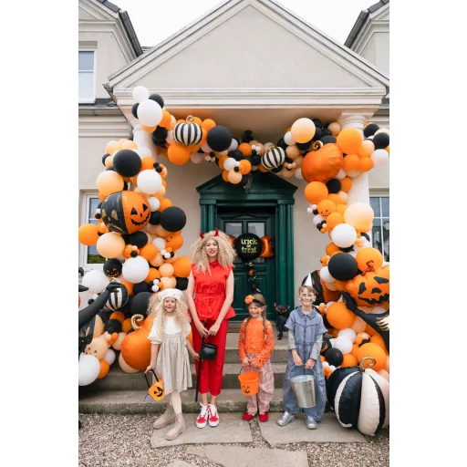 Gömbölyű ijesztő tökök fólia lufi, narancssárga, fekete színben, vidám halloweeni parti dekoráció gyerekeknek, 50 cm