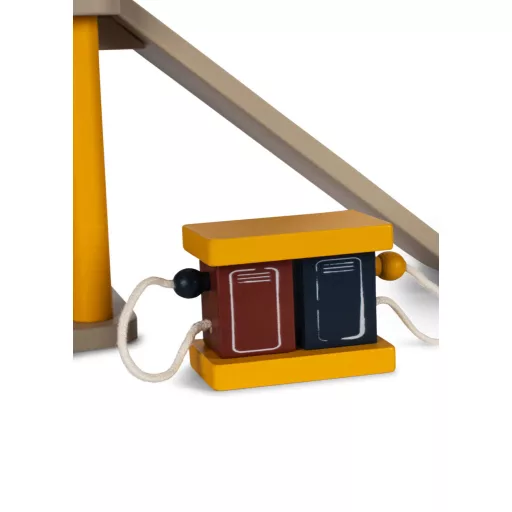 Konges Slojd Fa Autómosó Rámpával és Kisautókkal Wooden Car Wash 4 db